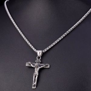 New stainless steel cross necklace